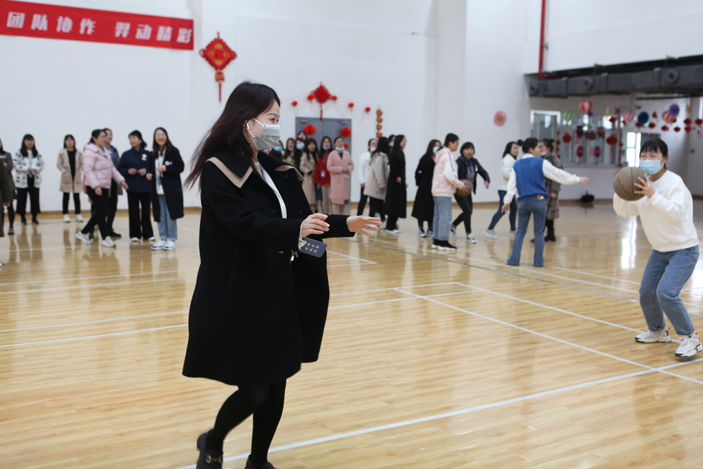 “魅力女王节，巾帼半边天” 公司开展2021年妇女节活动